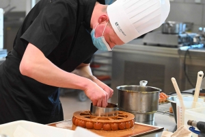 Le 18e concours de pâtisserie des Croquembouches à Yssingeaux en photos