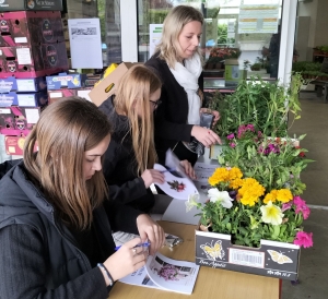 Sainte-Sigolène : ils ont vendu des fleurs et plants de légumes au profit de l&#039;UNICEF