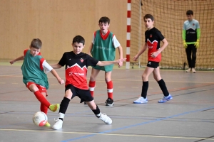 Monistrol-sur-Loire : Sorbiers et Monistrol les plus forts en futsal U12 et U13