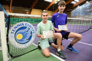 Tennis : des finales entre compatriotes au tournoi 15-16 ans du Chambon-sur-Lignon