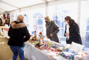 Retournac : le marché de Noël est en place devant la mairie