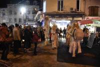 Yssingeaux : un spectacle de rue pour lancer les illuminations et festivités