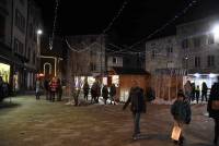 Yssingeaux : un spectacle de rue pour lancer les illuminations et festivités