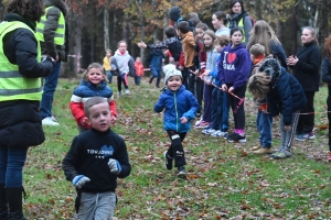 Beauzac : les 170 enfants de l&#039;école publique à grandes enjambées pour le Téléthon