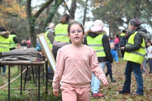 Beauzac : les 170 enfants de l&#039;école publique à grandes enjambées pour le Téléthon