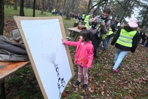 Beauzac : les 170 enfants de l&#039;école publique à grandes enjambées pour le Téléthon