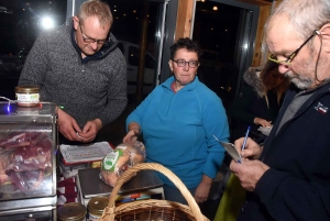 Saint-Julien-Chapteuil : le marché de Noël &quot;bio&quot; de Meygalimenterre fait un carton