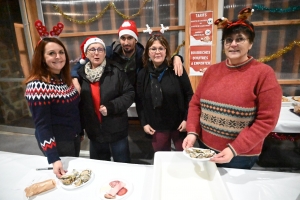 Raucoules : ambiance de Noël sous la halle fermière