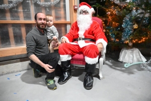 Raucoules : ambiance de Noël sous la halle fermière