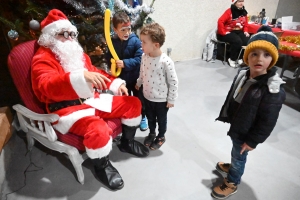 Raucoules : ambiance de Noël sous la halle fermière