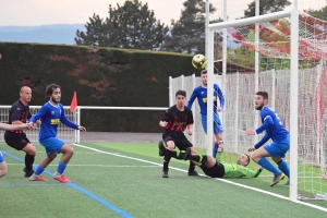 Foot, CHL : Monistrol passe par un trou de souris contre Saint-Julien-Chapteuil