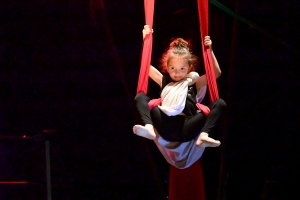 Sainte-Sigolène : les arts du cirque traversent les époques avec Chap&#039;erlipopette