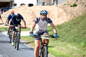 Tence : Felix Delolme et Marie Tombelaine à l&#039;aise sur le vétathlon Mazetençois