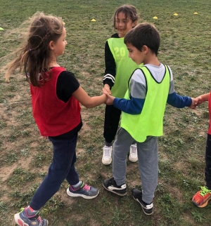 Rencontre sportive à l&#039;école publique de Saint-Maurice-de-Lignon