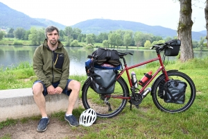 Bas-en-Basset : Jean-Michel Picq prêt pour un tour du monde à vélo