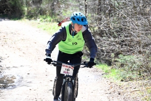 150 jeunes aux championnats UNSS de VTT à Saint-Julien-Chapteuil