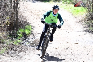 150 jeunes aux championnats UNSS de VTT à Saint-Julien-Chapteuil