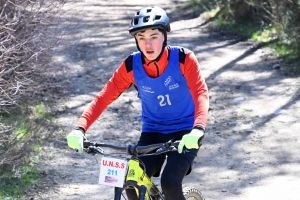 150 jeunes aux championnats UNSS de VTT à Saint-Julien-Chapteuil