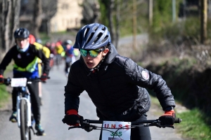 150 jeunes aux championnats UNSS de VTT à Saint-Julien-Chapteuil