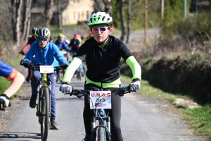 150 jeunes aux championnats UNSS de VTT à Saint-Julien-Chapteuil