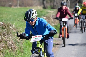 150 jeunes aux championnats UNSS de VTT à Saint-Julien-Chapteuil