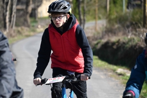 150 jeunes aux championnats UNSS de VTT à Saint-Julien-Chapteuil