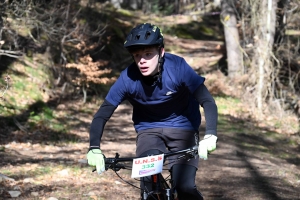 150 jeunes aux championnats UNSS de VTT à Saint-Julien-Chapteuil