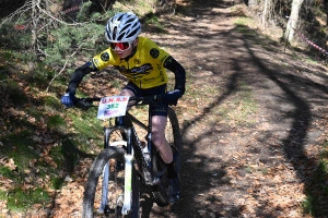 150 jeunes aux championnats UNSS de VTT à Saint-Julien-Chapteuil