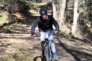 150 jeunes aux championnats UNSS de VTT à Saint-Julien-Chapteuil