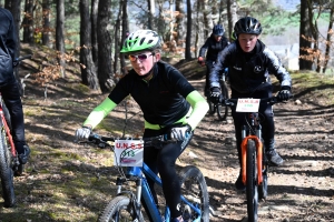 150 jeunes aux championnats UNSS de VTT à Saint-Julien-Chapteuil