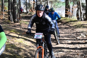 150 jeunes aux championnats UNSS de VTT à Saint-Julien-Chapteuil