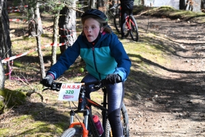 150 jeunes aux championnats UNSS de VTT à Saint-Julien-Chapteuil