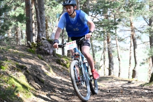 150 jeunes aux championnats UNSS de VTT à Saint-Julien-Chapteuil