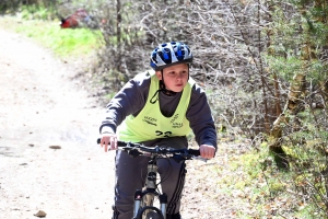 150 jeunes aux championnats UNSS de VTT à Saint-Julien-Chapteuil