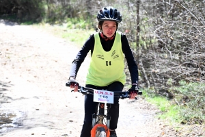 150 jeunes aux championnats UNSS de VTT à Saint-Julien-Chapteuil