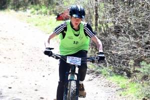 150 jeunes aux championnats UNSS de VTT à Saint-Julien-Chapteuil