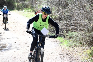 150 jeunes aux championnats UNSS de VTT à Saint-Julien-Chapteuil