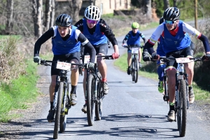 150 jeunes aux championnats UNSS de VTT à Saint-Julien-Chapteuil