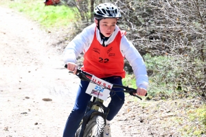 150 jeunes aux championnats UNSS de VTT à Saint-Julien-Chapteuil