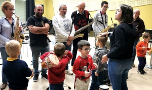 A Noël, l&#039;harmonie de Sainte-Sigolène fait voyager