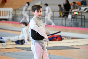 Sainte-Sigolène : les espoirs du fleuret ont tiré au gymnase