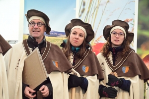 Les visiteurs pousssent comme des champignons à Saint-Bonnet-le-Froid (vidéo)