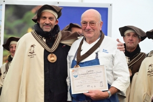 Les visiteurs pousssent comme des champignons à Saint-Bonnet-le-Froid (vidéo)