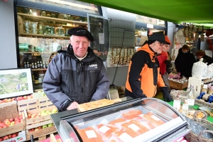 Les visiteurs pousssent comme des champignons à Saint-Bonnet-le-Froid (vidéo)