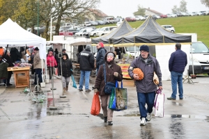 Les visiteurs pousssent comme des champignons à Saint-Bonnet-le-Froid (vidéo)