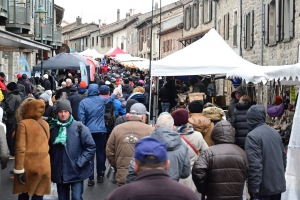 Les visiteurs pousssent comme des champignons à Saint-Bonnet-le-Froid (vidéo)