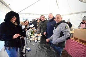 Les visiteurs pousssent comme des champignons à Saint-Bonnet-le-Froid (vidéo)