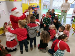 Les Villettes : un dernier jour de classe consacré à Noël à l&#039;école Saint-Louis