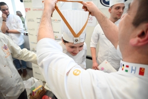 Yssingeaux : des créations sucrées sur le thème de Paris 2024 au concours des Croquembouches (vidéo)