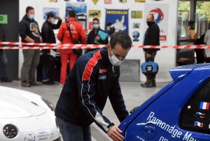 Beauzac : les voitures sont prêtes à entrer en piste sur le rallye du Val-d&#039;Ance